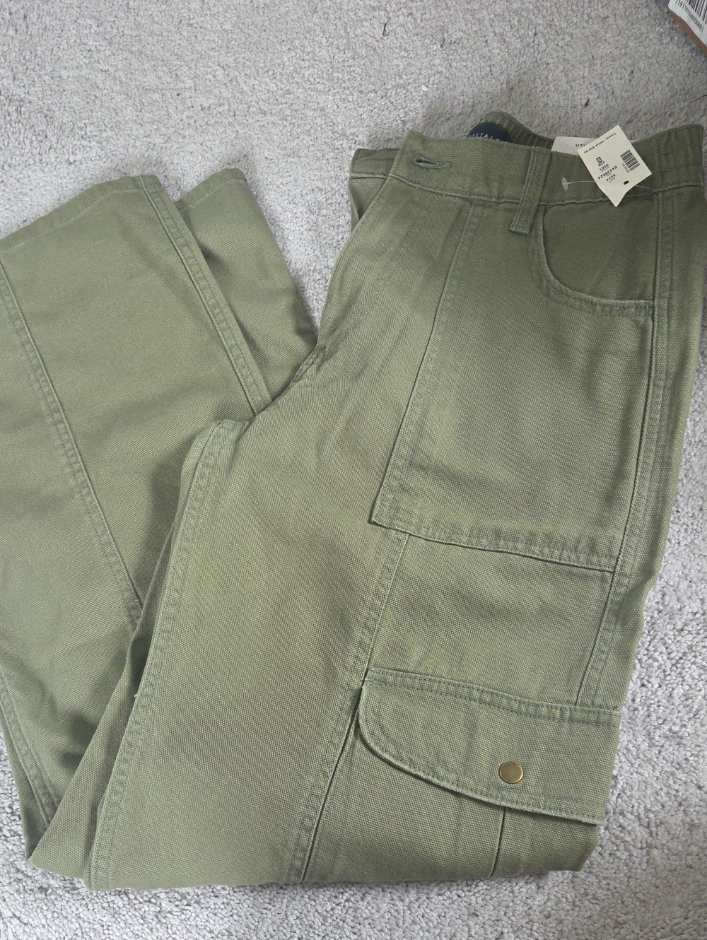 Aeropostale Men's Olive Utility Cargo Pants - Green